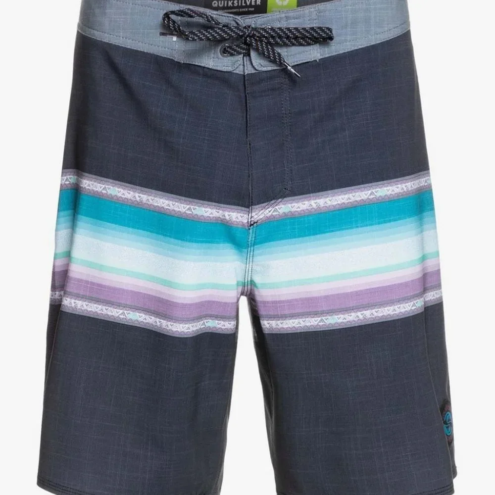 NEW Quiksilver shorts summer swim Boardshorts Men 33